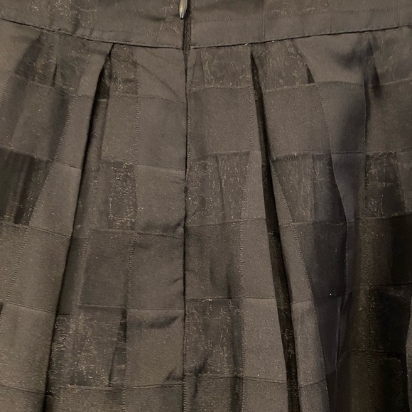 SUZY SHIER- black, square patterned - Picture 3 of 4